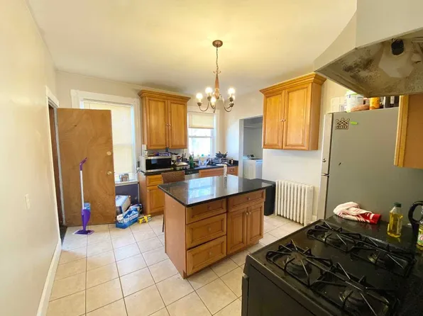 (undisclosed Address), Roxbury Crossing, MA 02120