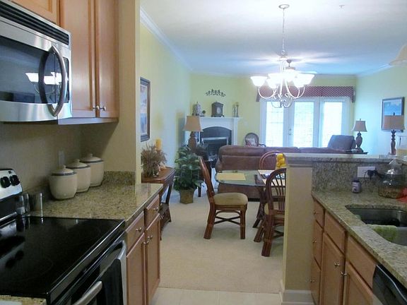 5th image of 7821 High Market St Unit 8