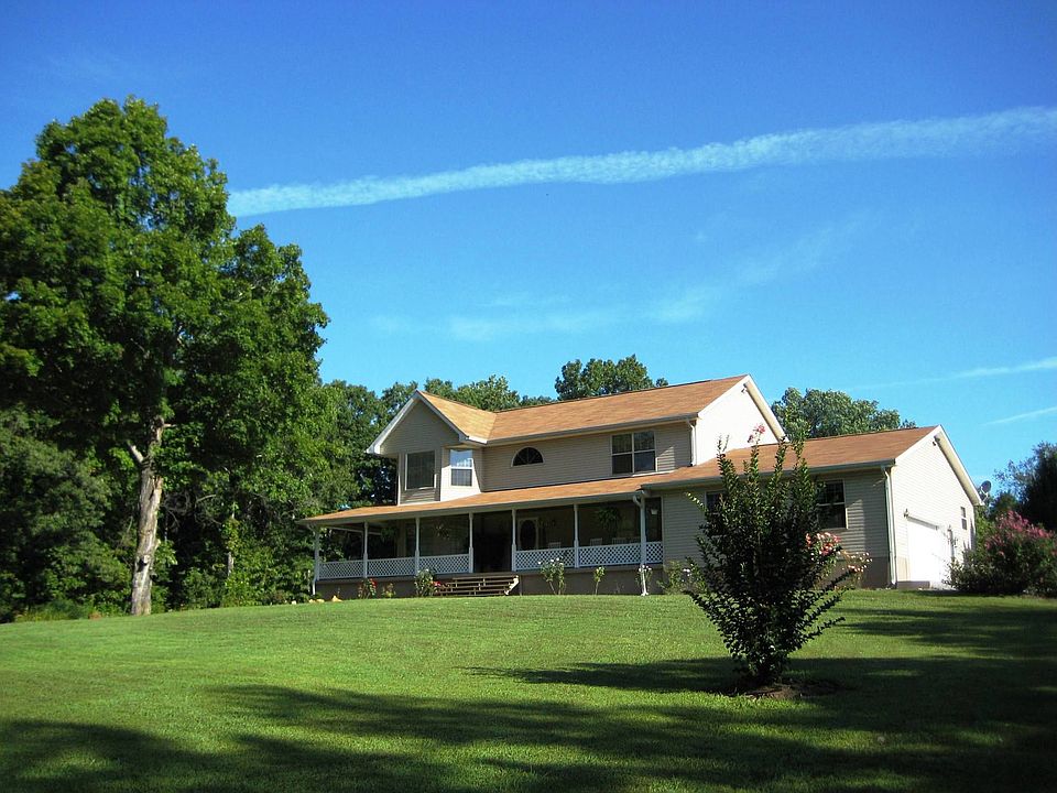 Welcome To Your Hilltop Home