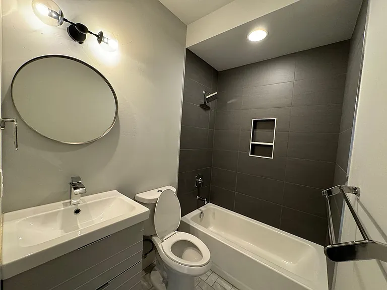 The Ledge At Five Mile! **Move In Special: $1,000 Off First Month's Rent** — Photo 26