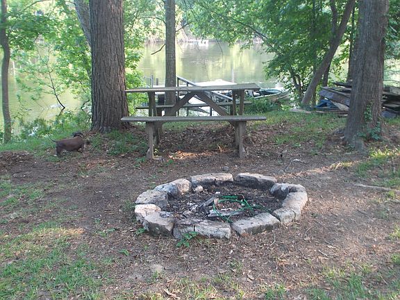 2nd image of 915 County Road 70