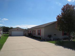 22505 S Lakepoint Ct, Channahon, IL 60410