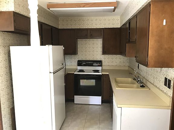5th image of 1004 S 11th St