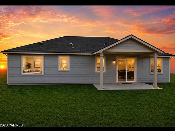 2nd image of 2104 Lovance Ln