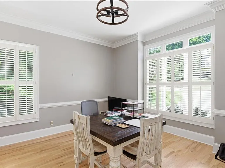 1247 Manor Oaks Ct — Photo 10