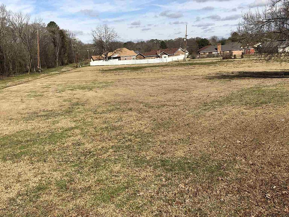 2nd image of 5701 Bay Oaks Dr