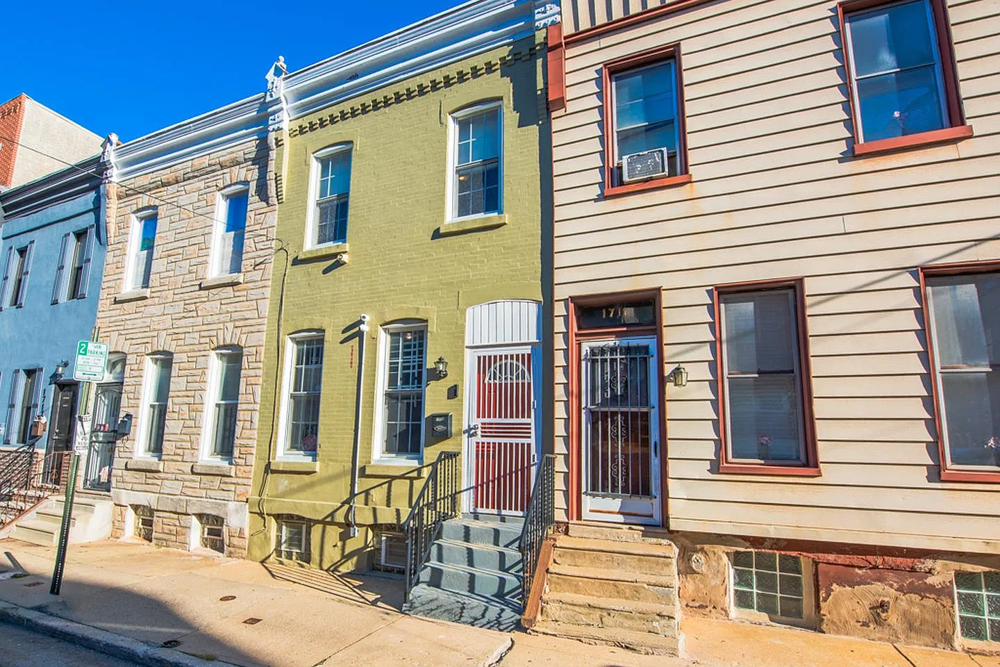 Spacious and Convenient Philadelphia Home — Photo 1