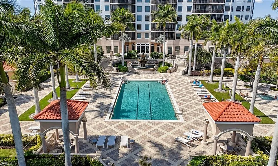 1060 Borghese Ln #1005
