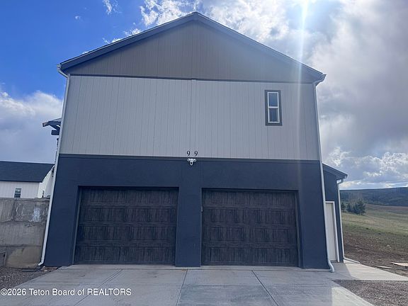 4th image of 99 Walker Ln