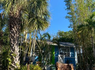 535 Ohio Pl, Sarasota, FL 34236