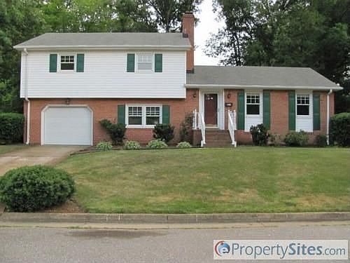 1st image of 316 Williamsburg Ct