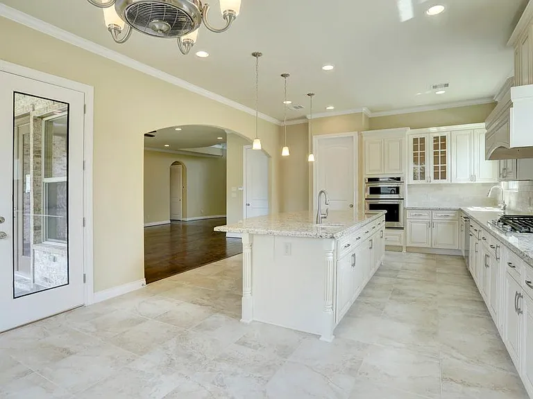 5203 Beechnut St — Photo 10