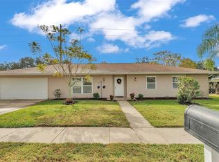 6139 Christina Dr W, Lakeland, FL 33813