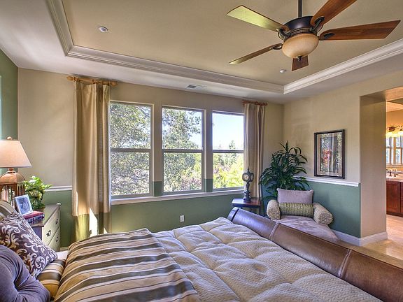 5th image of 1201 Nadine Ln
