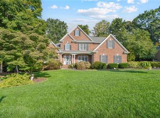 5731 Brightington Ct, Kernersville, NC 27284
