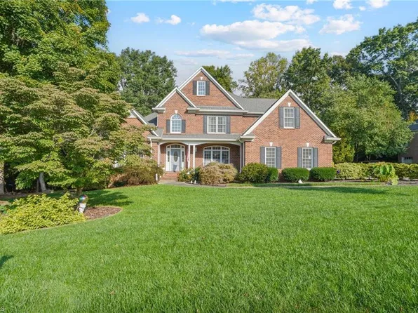 5731 Brightington Ct, Kernersville, NC 27284