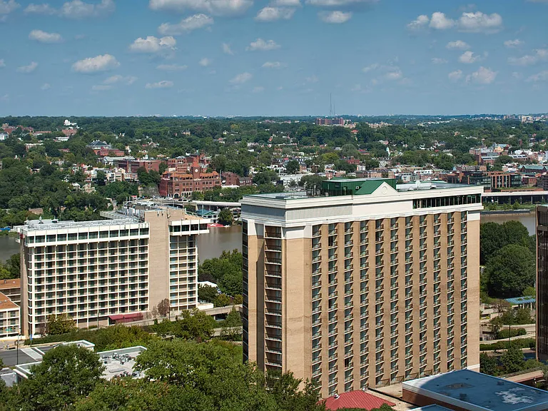 Views from 1800 Oak Apartments