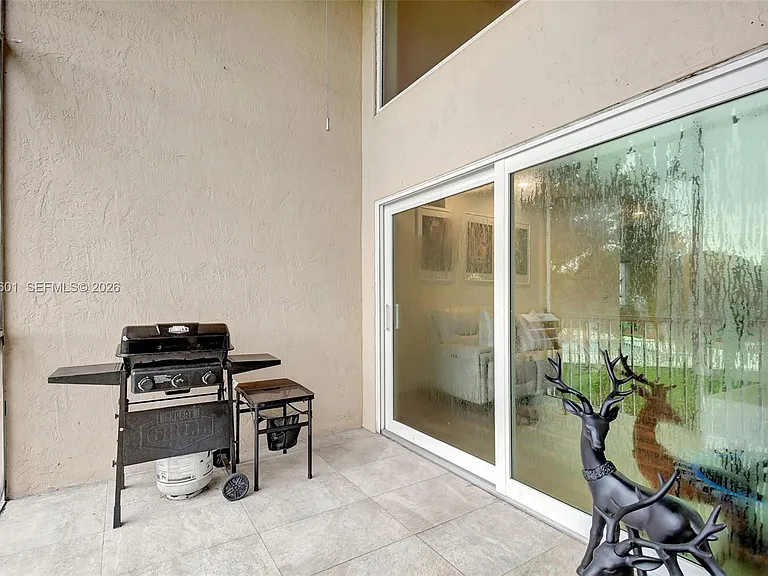 16339 Malibu Dr #22 — Photo 47