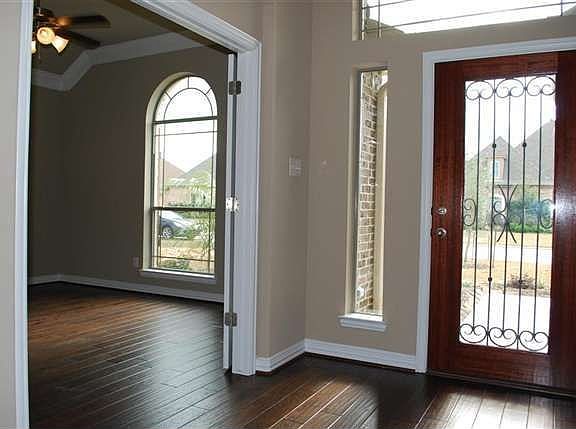 3rd image of 7740 Summer Wind Dr