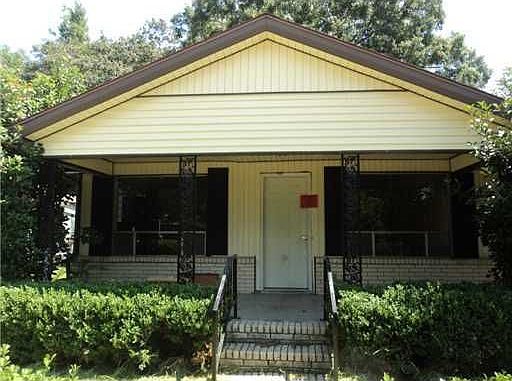 1st image of 2805 Tupelo St