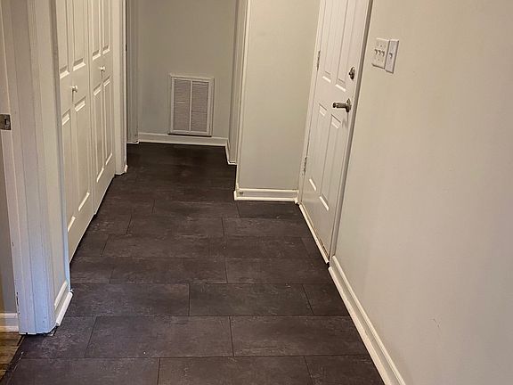 foyer/hallway