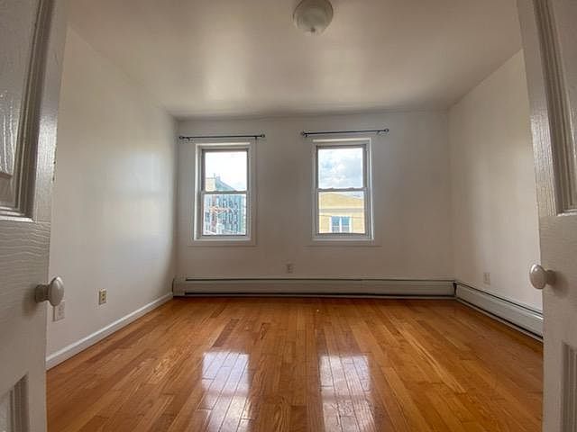 2nd image of 172 Brunswick St APT 3