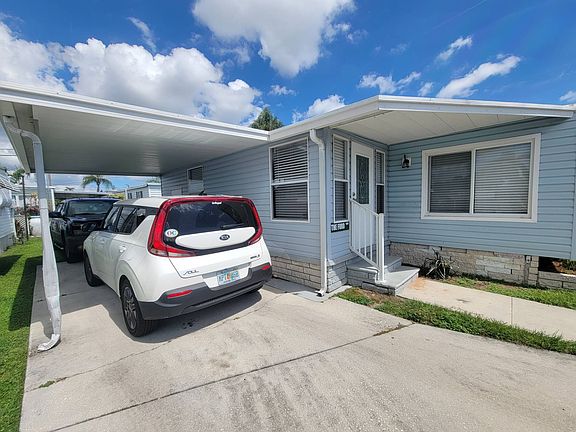 3rd image of 2701 34th St N #208