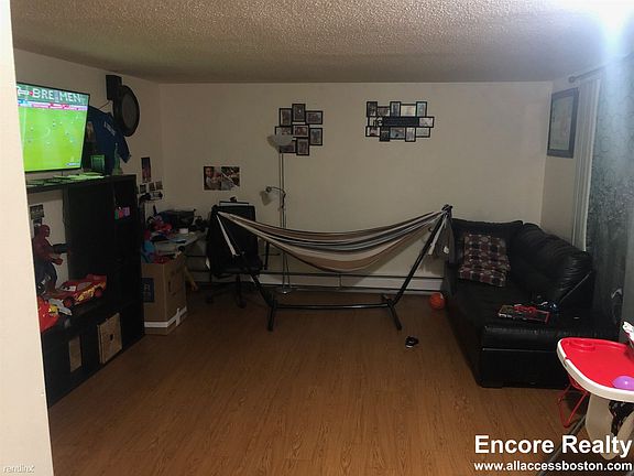 landlord_unit_photo_66740110_3