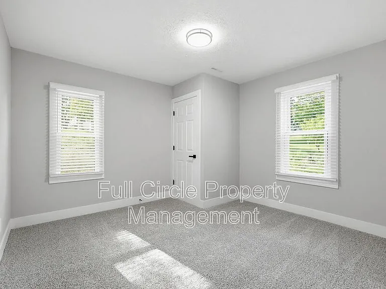 504 Harris St — Photo 18
