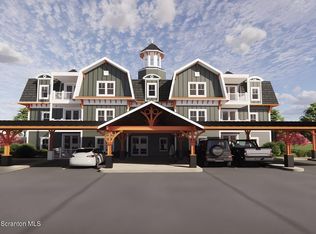 40 Zachary Way, Old Forge, PA 18518