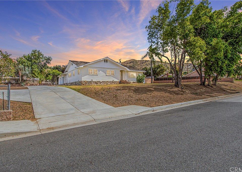 1st image of 11010 Perris Blvd