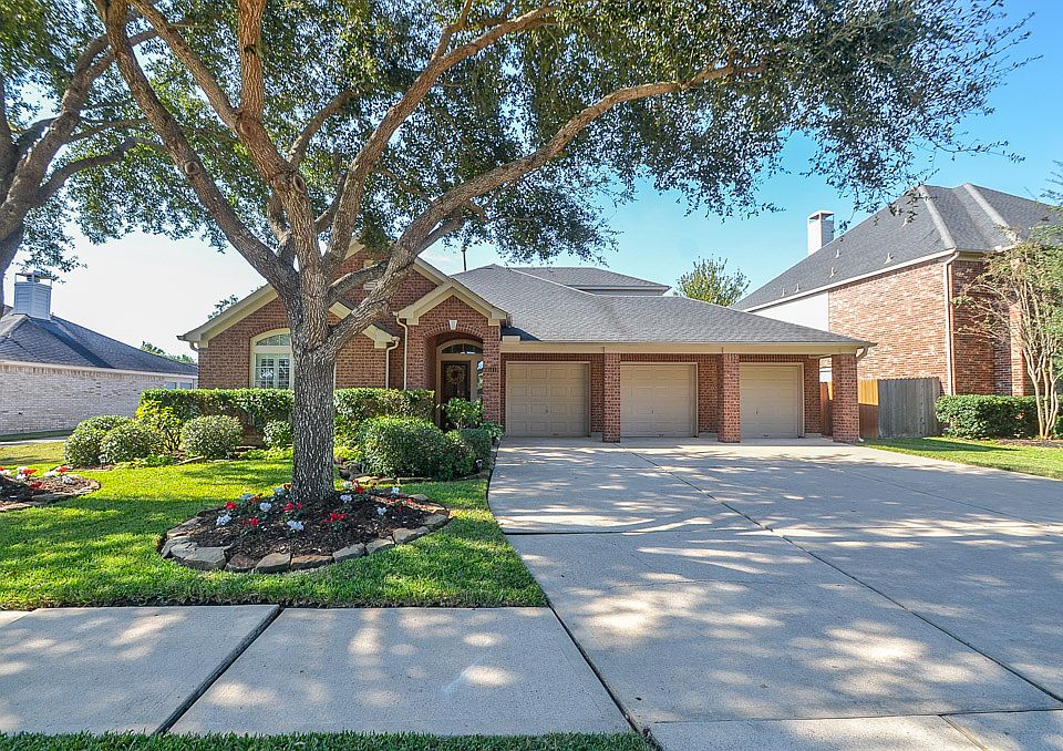 1st image of 4511 Lake Bardwell Ct