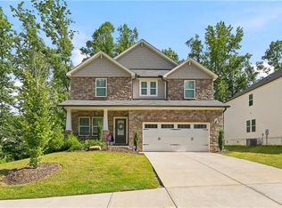 677 Magnolia Dr, Dawsonville, GA 30534