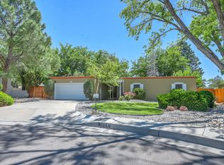 7808 Hendrix Rd NE, Albuquerque, NM 87110
