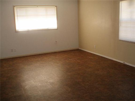 5th image of 3013 Flax St