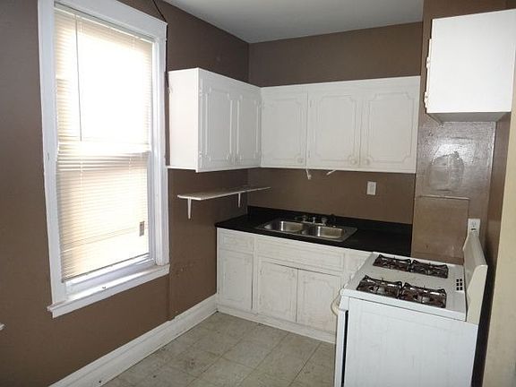 2nd image of 1241 Wenonah Ave