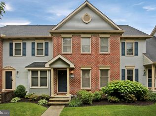 5428 Oxford Dr, Mechanicsburg, PA 17055