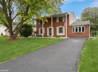 210 Seabury Rd, Bolingbrook, IL 60440