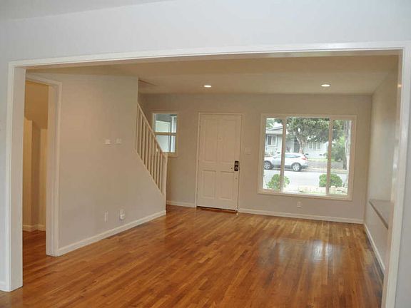 3rd image of 3232 Preble Ave
