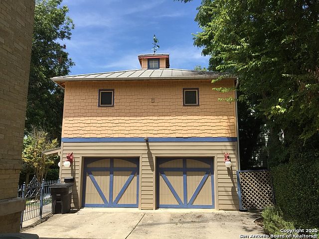 1st image of 107 Crofton Ave #B