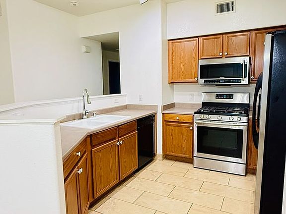 4th image of 9303 Gilcrease Ave Unit 1179