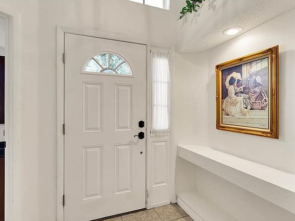 3rd image of 7061 Coral Cove Dr