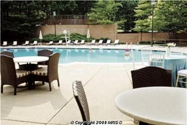 2nd image of 10101 Grosvenor Pl APT 1007