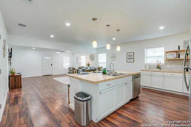 1039 McKinley Ave — Photo 16