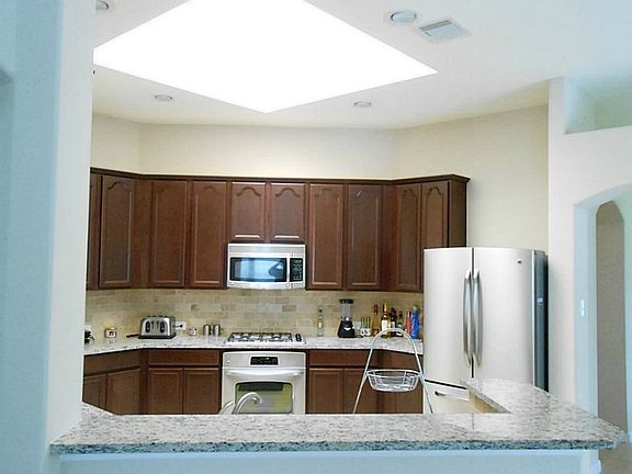 4th image of 16906 Langham Crossing Ln