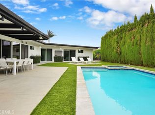 2000 Nautilus Ln, Newport Beach, CA 92660