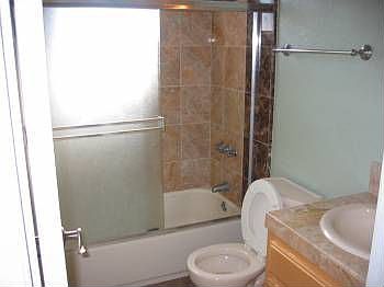 4th image of 326 Oharron Dr