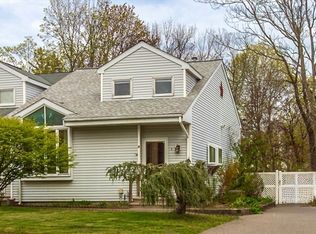 4 Lauren Dr, Rockland, MA 02370