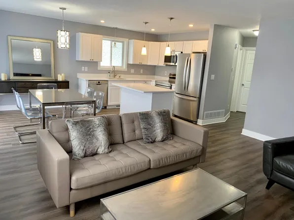 2202 2nd Ave SW, Rochester, MN 55902