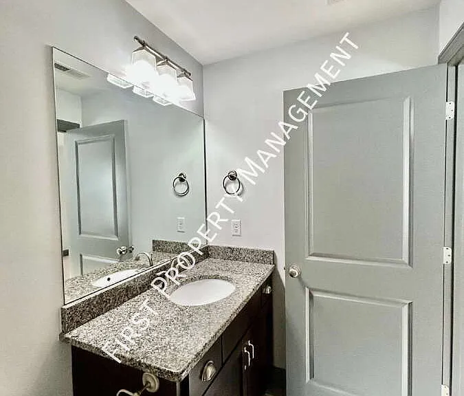 2320 Ashmore Ave — Photo 30